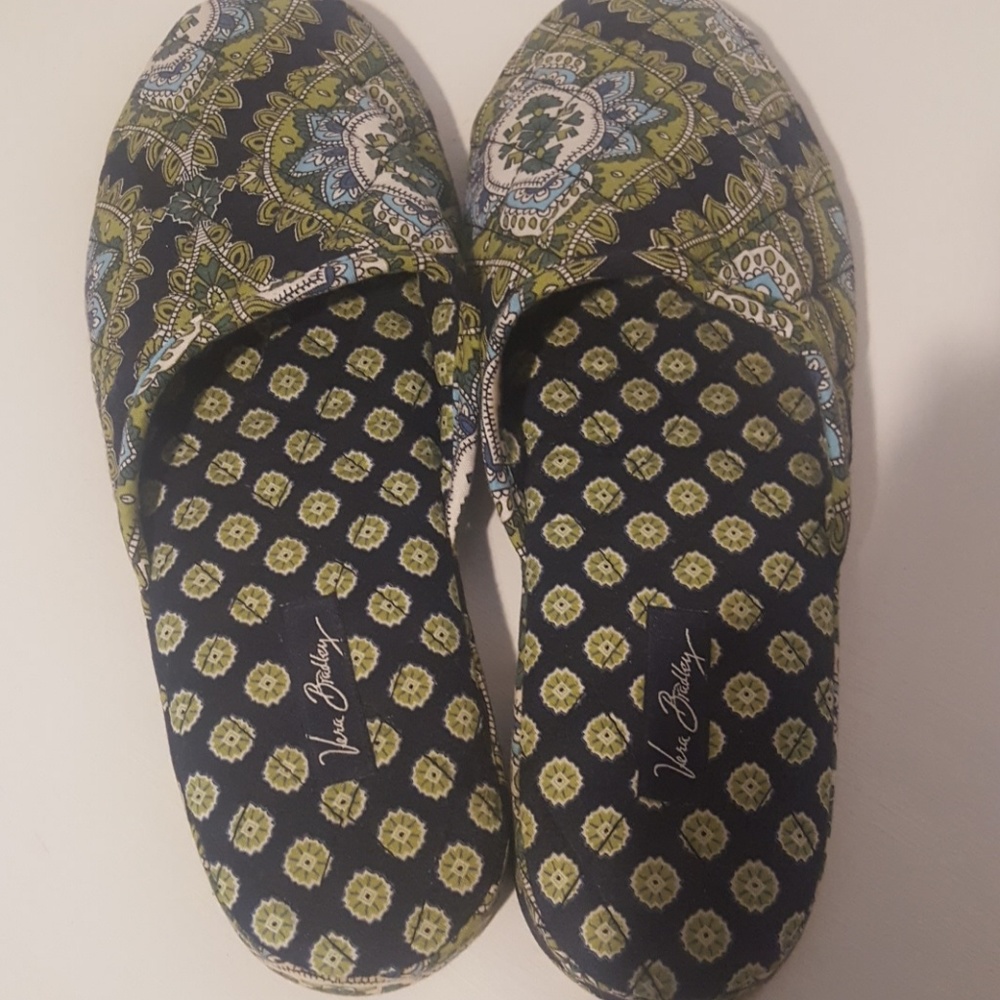 🚜🚜Vera Bradley bedroom shoes size large 9/10 - Picture 3 of 4